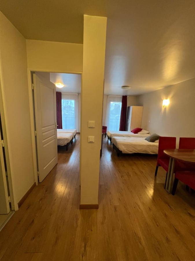كانْسي سو سونارْ Villa Val Senart 1Ere Avenue المظهر الخارجي الصورة