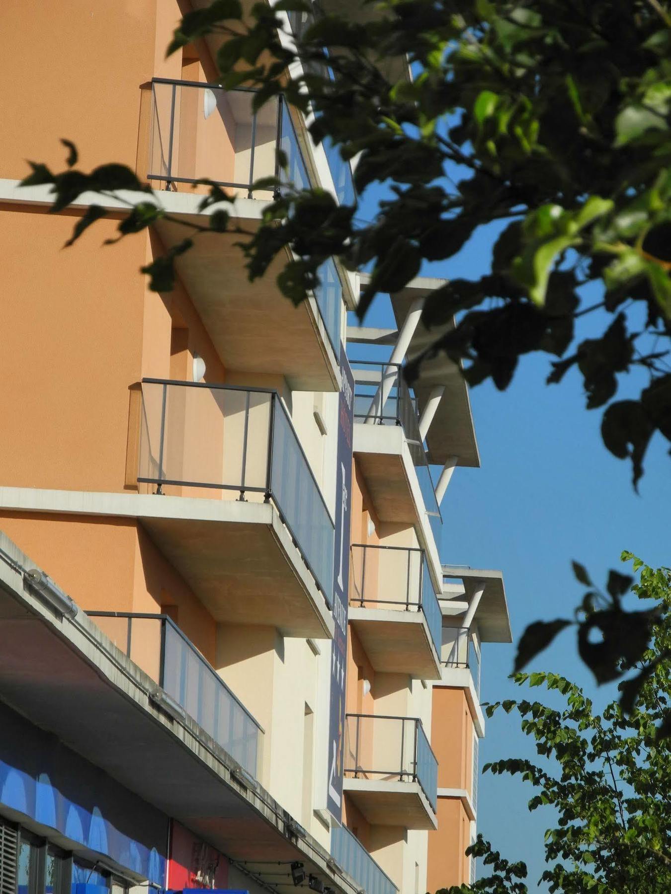 كانْسي سو سونارْ Villa Val Senart 1Ere Avenue المظهر الخارجي الصورة